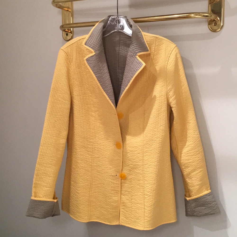 WOMEN’S REVERSIBLE JACKET